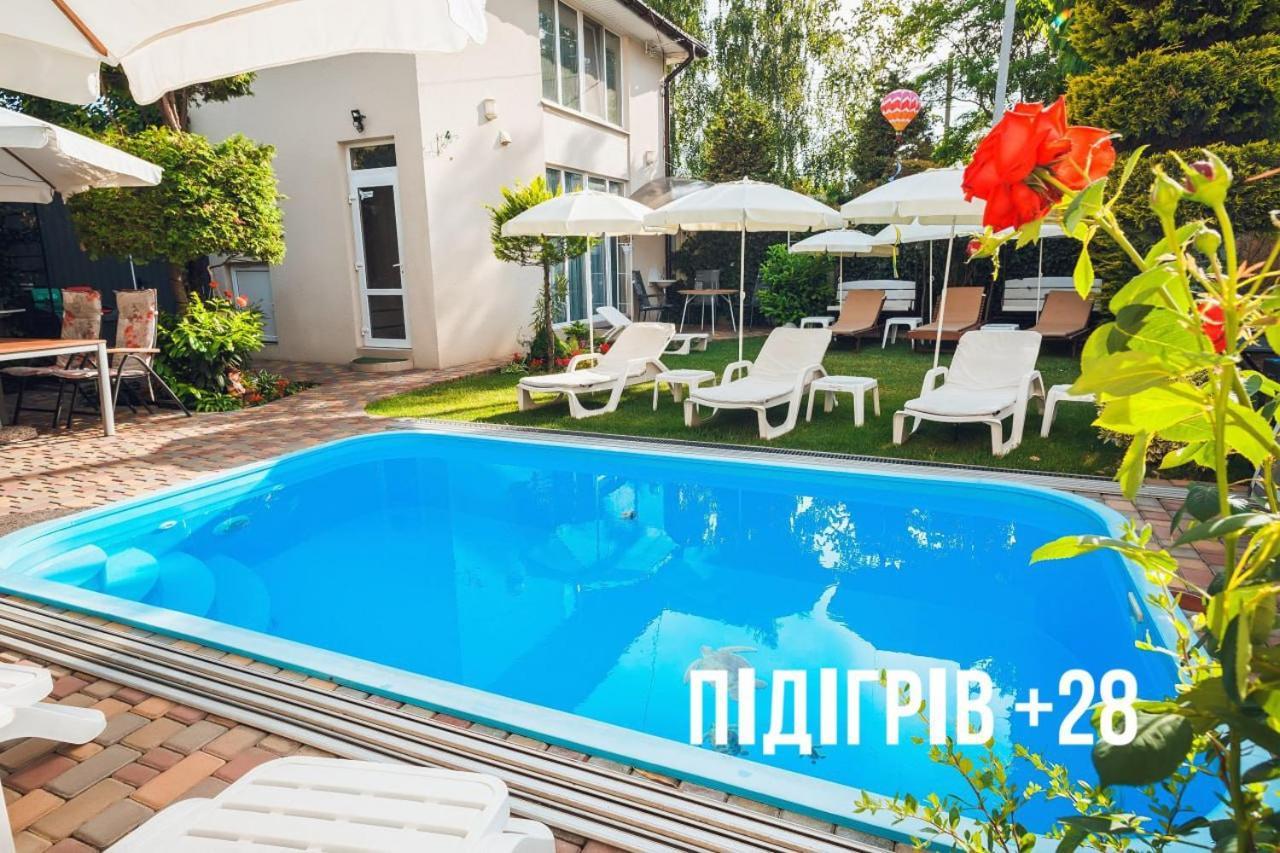 Guest House Butterfly Wing Odessa Esterno foto