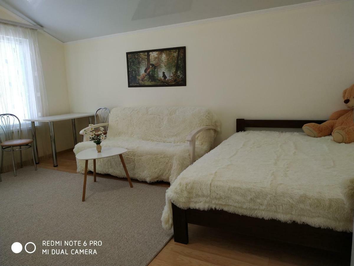 Guest House Butterfly Wing Odessa Esterno foto
